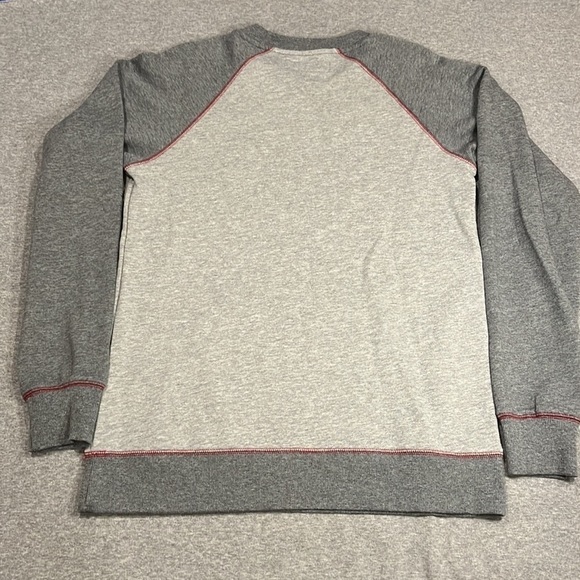 Tony Hawk small gray crew neck. - Picture 7 of 9